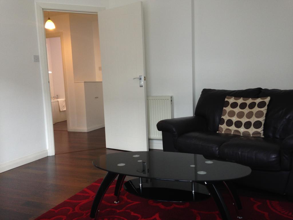 Aberdeen Serviced Apartments - Bloomfield Dış mekan fotoğraf