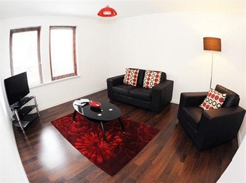 Aberdeen Serviced Apartments - Bloomfield Dış mekan fotoğraf